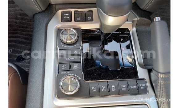 Tenga Imported Toyota Land Cruiser Nhema Mota in Import - Dubai in Harare Tenga Imported Toyota Land Cruiser Nhema Mota in Import - Dubai in Harare