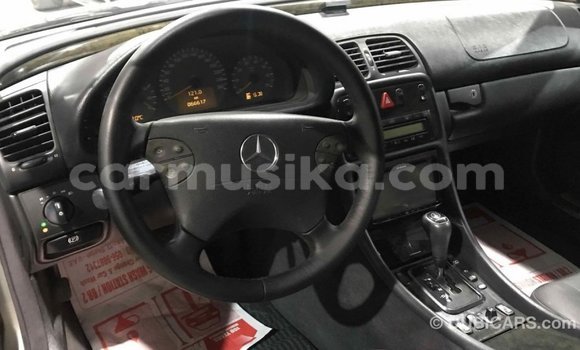Buy Import Mercedes‒Benz 190 (W201) Other Car in Import - Dubai in Harare Buy Import Mercedes‒Benz 190 (W201) Other Car in Import - Dubai in Harare