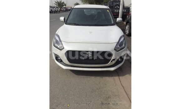 Tenga Imported Suzuki Swift Chena Mota in Import - Dubai in Harare Tenga Imported Suzuki Swift Chena Mota in Import - Dubai in Harare