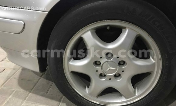 Buy Import Mercedes‒Benz 190 (W201) Other Car in Import - Dubai in Harare Buy Import Mercedes‒Benz 190 (W201) Other Car in Import - Dubai in Harare