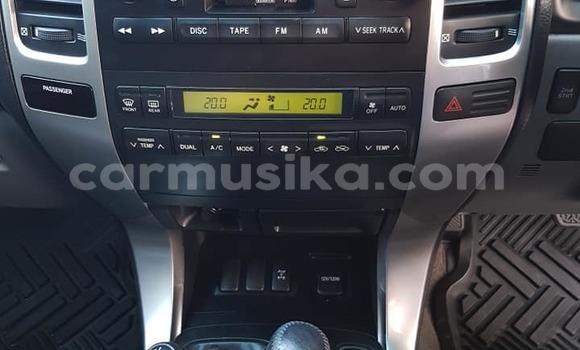 Acheter Occasion Voiture Toyota Land Cruiser Prado Blanc à Beitbridge, Matabeleland South Acheter Occasion Voiture Toyota Land Cruiser Prado Blanc à Beitbridge, Matabeleland South