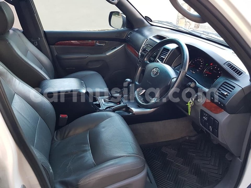 Big with watermark toyota land cruiser prado matabeleland south beitbridge 14045