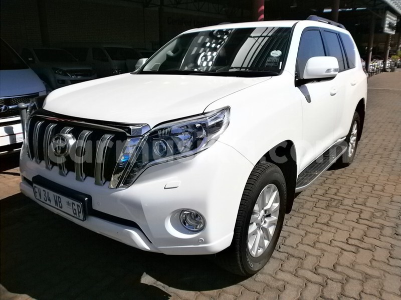 Big with watermark toyota land cruiser prado matabeleland south beitbridge 14050