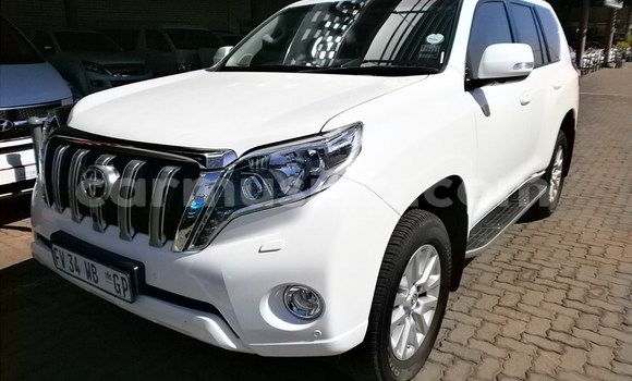 Acheter Occasion Voiture Toyota Land Cruiser Prado Blanc à Beitbridge, Matabeleland South Acheter Occasion Voiture Toyota Land Cruiser Prado Blanc à Beitbridge, Matabeleland South