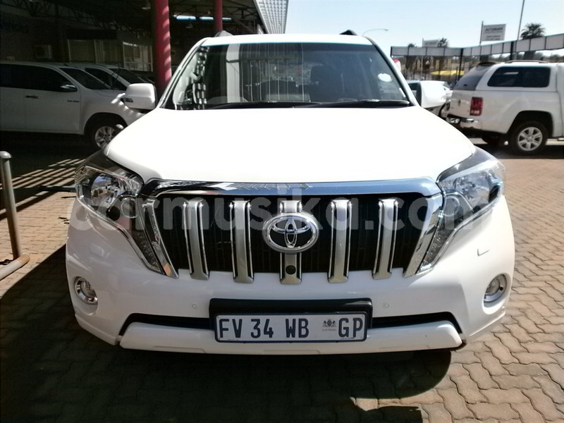 Big with watermark toyota land cruiser prado matabeleland south beitbridge 14050