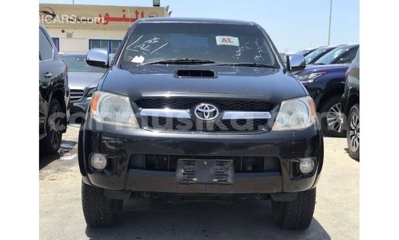 Nunua Imported Toyota Hilux Nyeusi Gari ndani ya Import - Dubai nchini Harare Nunua Imported Toyota Hilux Nyeusi Gari ndani ya Import - Dubai nchini Harare