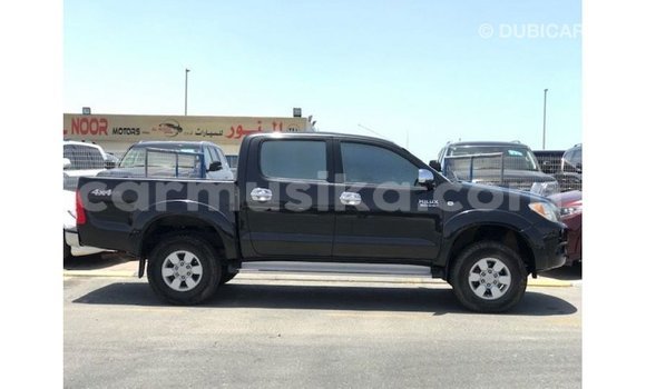 Nunua Imported Toyota Hilux Nyeusi Gari ndani ya Import - Dubai nchini Harare Nunua Imported Toyota Hilux Nyeusi Gari ndani ya Import - Dubai nchini Harare