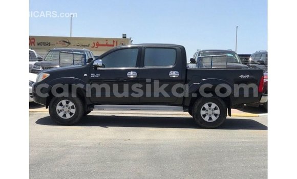 Nunua Imported Toyota Hilux Nyeusi Gari ndani ya Import - Dubai nchini Harare Nunua Imported Toyota Hilux Nyeusi Gari ndani ya Import - Dubai nchini Harare