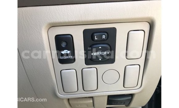 Nunua Imported Toyota Hilux Nyeusi Gari ndani ya Import - Dubai nchini Harare Nunua Imported Toyota Hilux Nyeusi Gari ndani ya Import - Dubai nchini Harare