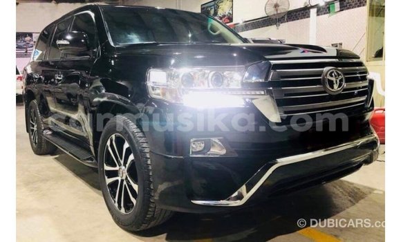 Tenga Imported Toyota Land Cruiser Nhema Mota in Import - Dubai in Harare Tenga Imported Toyota Land Cruiser Nhema Mota in Import - Dubai in Harare