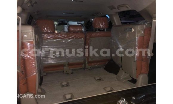 Tenga Imported Toyota Land Cruiser Nhema Mota in Import - Dubai in Harare Tenga Imported Toyota Land Cruiser Nhema Mota in Import - Dubai in Harare