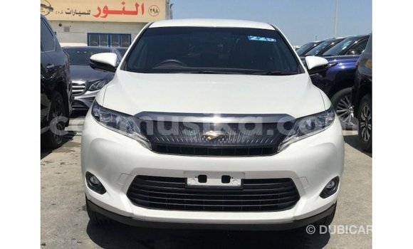 Tenga Imported Toyota Harrier Chena Mota in Import - Dubai in Harare Tenga Imported Toyota Harrier Chena Mota in Import - Dubai in Harare
