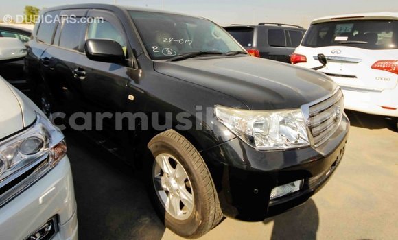 Tenga Imported Toyota Land Cruiser Nhema Mota in Import - Dubai in Harare Tenga Imported Toyota Land Cruiser Nhema Mota in Import - Dubai in Harare