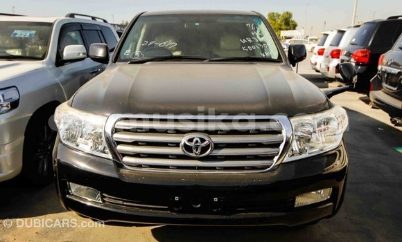 Tenga Imported Toyota Land Cruiser Nhema Mota in Import - Dubai in Harare Tenga Imported Toyota Land Cruiser Nhema Mota in Import - Dubai in Harare
