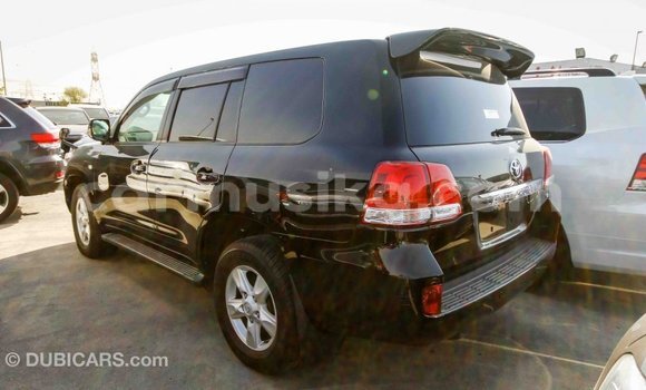 Tenga Imported Toyota Land Cruiser Nhema Mota in Import - Dubai in Harare Tenga Imported Toyota Land Cruiser Nhema Mota in Import - Dubai in Harare
