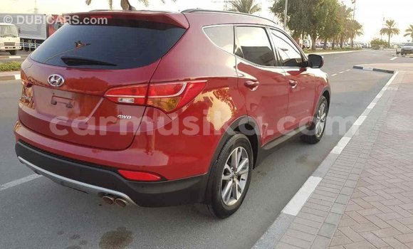 Tenga Imported Hyundai Santa Fe Tsvuku Mota in Import - Dubai in Harare Tenga Imported Hyundai Santa Fe Tsvuku Mota in Import - Dubai in Harare