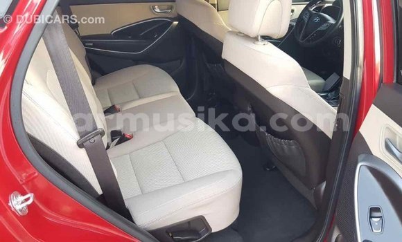 Tenga Imported Hyundai Santa Fe Tsvuku Mota in Import - Dubai in Harare Tenga Imported Hyundai Santa Fe Tsvuku Mota in Import - Dubai in Harare