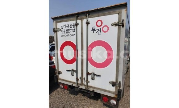 Tenga Imported Kia Carens Chena Mota in Import - Dubai in Harare Tenga Imported Kia Carens Chena Mota in Import - Dubai in Harare