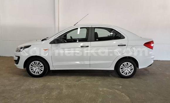 Acheter Occasion Voiture Ford F–150 Blanc à Beitbridge, Matabeleland South Acheter Occasion Voiture Ford F–150 Blanc à Beitbridge, Matabeleland South