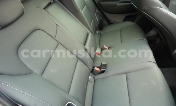 Nunua Ilio tumika Kia Sportage Nyekundu Gari ndani ya Beitbridge nchini Matabeleland Kusini Nunua Ilio tumika Kia Sportage Nyekundu Gari ndani ya Beitbridge nchini Matabeleland Kusini