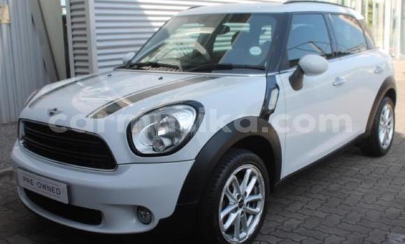 Acheter Occasion Voiture MINI Cooper Blanc à Beitbridge, Matabeleland South Acheter Occasion Voiture MINI Cooper Blanc à Beitbridge, Matabeleland South