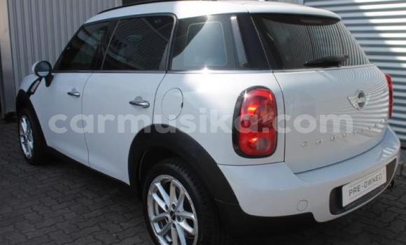 Acheter Occasion Voiture MINI Cooper Blanc à Beitbridge, Matabeleland South Acheter Occasion Voiture MINI Cooper Blanc à Beitbridge, Matabeleland South
