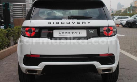 Nunua Ilio tumika Land Rover Discovery Sport Nyeupe Gari ndani ya Beitbridge nchini Matabeleland Kusini Nunua Ilio tumika Land Rover Discovery Sport Nyeupe Gari ndani ya Beitbridge nchini Matabeleland Kusini