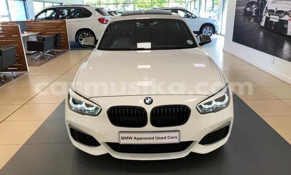 Buy Used BMW New Class White Car in Beitbridge in Matabeleland South Buy Used BMW New Class White Car in Beitbridge in Matabeleland South