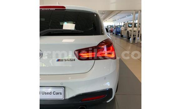Buy Used BMW New Class White Car in Beitbridge in Matabeleland South Buy Used BMW New Class White Car in Beitbridge in Matabeleland South