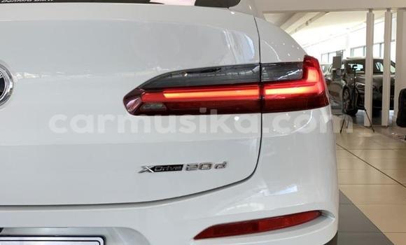 Acheter Occasion Voiture BMW X6 M Blanc à Beitbridge, Matabeleland South Acheter Occasion Voiture BMW X6 M Blanc à Beitbridge, Matabeleland South