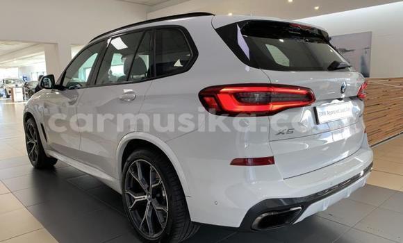 Nunua Ilio tumika BMW X5 M Nyeupe Gari ndani ya Beitbridge nchini Matabeleland Kusini Nunua Ilio tumika BMW X5 M Nyeupe Gari ndani ya Beitbridge nchini Matabeleland Kusini