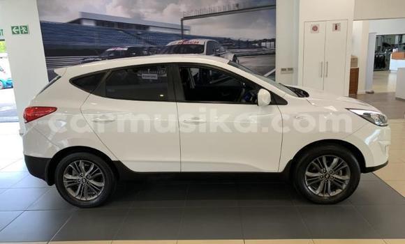 Tenga Tsaru Hyundai ix35 Chena Mota in Beitbridge in Matabeleland South Tenga Tsaru Hyundai ix35 Chena Mota in Beitbridge in Matabeleland South