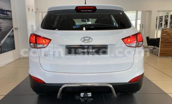 Tenga Tsaru Hyundai ix35 Chena Mota in Beitbridge in Matabeleland South Tenga Tsaru Hyundai ix35 Chena Mota in Beitbridge in Matabeleland South