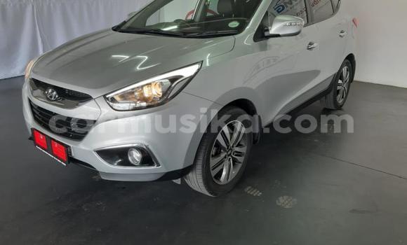 Acheter Occasion Voiture Hyundai ix35 Gris à Beitbridge, Matabeleland South Acheter Occasion Voiture Hyundai ix35 Gris à Beitbridge, Matabeleland South