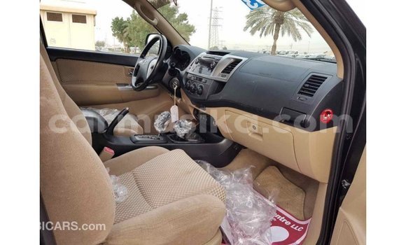 Tenga Imported Toyota Fortuner Zvimwe Mota in Import - Dubai in Harare Tenga Imported Toyota Fortuner Zvimwe Mota in Import - Dubai in Harare