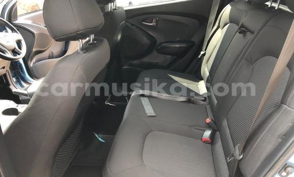 Buy Used Hyundai ix35 Blue Car in Beitbridge in Matabeleland South Buy Used Hyundai ix35 Blue Car in Beitbridge in Matabeleland South