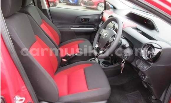 Tenga Tsaru Toyota Aqua Tsvuku Mota in Harare in Harare Tenga Tsaru Toyota Aqua Tsvuku Mota in Harare in Harare