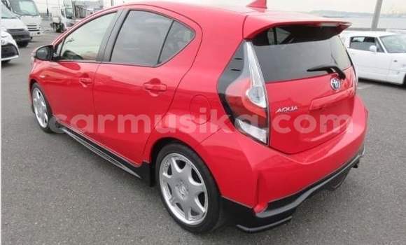 Tenga Tsaru Toyota Aqua Tsvuku Mota in Harare in Harare Tenga Tsaru Toyota Aqua Tsvuku Mota in Harare in Harare