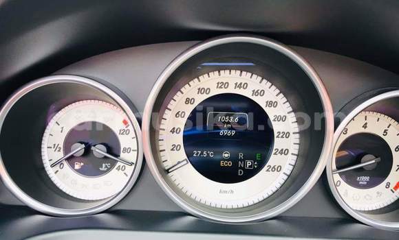 Tenga Tsaru Mercedes‒Benz E–Class Chena Mota in Harare in Harare Tenga Tsaru Mercedes‒Benz E–Class Chena Mota in Harare in Harare