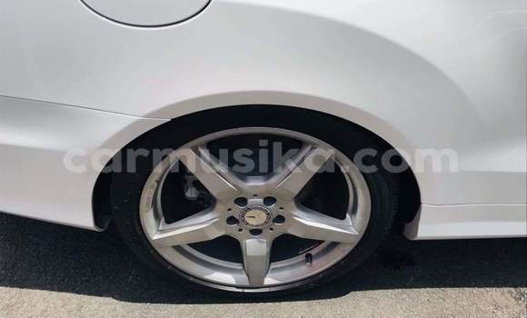 Tenga Tsaru Mercedes‒Benz E–Class Chena Mota in Harare in Harare Tenga Tsaru Mercedes‒Benz E–Class Chena Mota in Harare in Harare