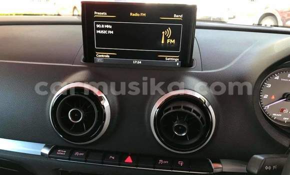 Tenga Tsaru Audi RS3 Tsvuku Mota in Beitbridge in Matabeleland South Tenga Tsaru Audi RS3 Tsvuku Mota in Beitbridge in Matabeleland South