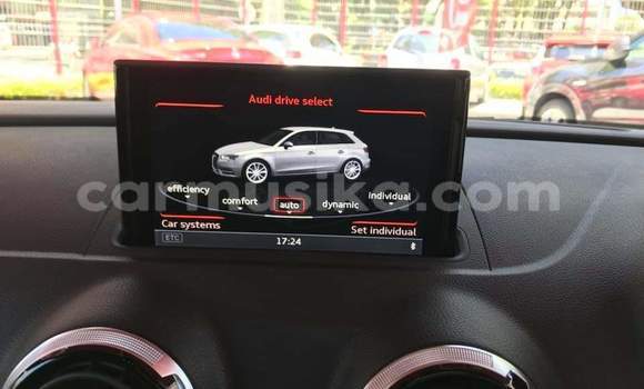 Tenga Tsaru Audi RS3 Tsvuku Mota in Beitbridge in Matabeleland South Tenga Tsaru Audi RS3 Tsvuku Mota in Beitbridge in Matabeleland South