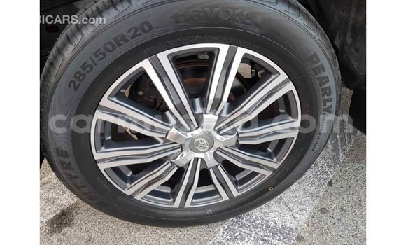 Tenga Imported Toyota Land Cruiser Zvimwe Mota in Import - Dubai in Harare Tenga Imported Toyota Land Cruiser Zvimwe Mota in Import - Dubai in Harare