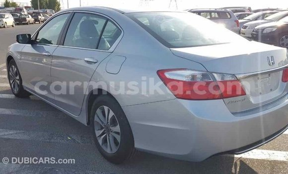 Tenga Imported Honda Accord Zvimwe Mota in Import - Dubai in Harare Tenga Imported Honda Accord Zvimwe Mota in Import - Dubai in Harare