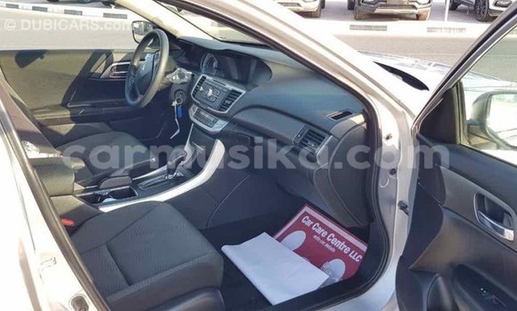 Tenga Imported Honda Accord Zvimwe Mota in Import - Dubai in Harare Tenga Imported Honda Accord Zvimwe Mota in Import - Dubai in Harare