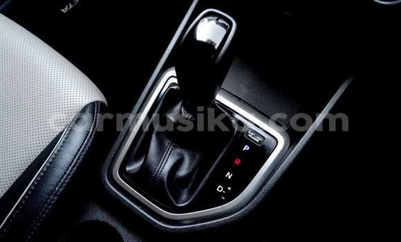 Buy Used Hyundai Creta White Car in Beitbridge in Matabeleland South Buy Used Hyundai Creta White Car in Beitbridge in Matabeleland South