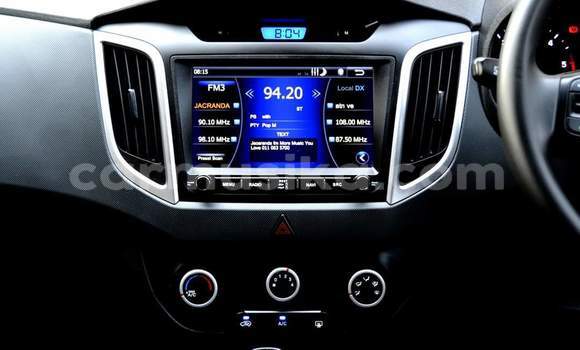 Buy Used Hyundai Creta White Car in Beitbridge in Matabeleland South Buy Used Hyundai Creta White Car in Beitbridge in Matabeleland South