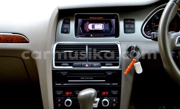 Tenga Tsaru Audi Q7 Bhurawuni Mota in Harare in Harare Tenga Tsaru Audi Q7 Bhurawuni Mota in Harare in Harare