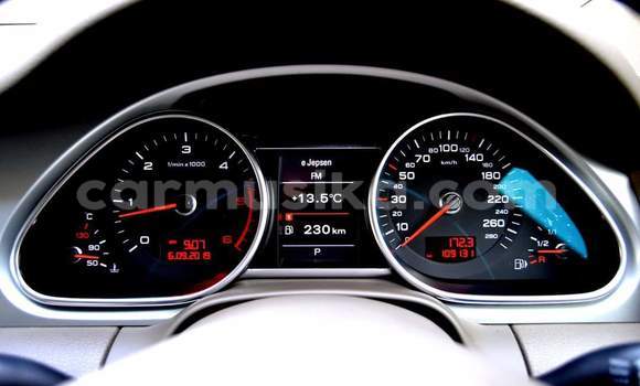 Tenga Tsaru Audi Q7 Bhurawuni Mota in Harare in Harare Tenga Tsaru Audi Q7 Bhurawuni Mota in Harare in Harare