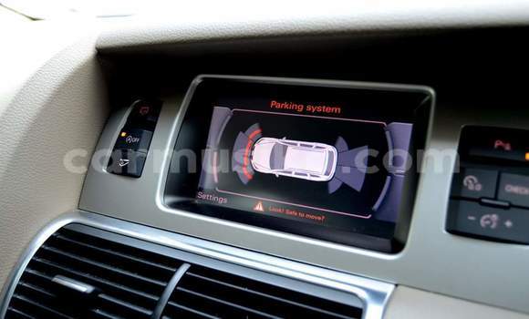 Tenga Tsaru Audi Q7 Bhurawuni Mota in Harare in Harare Tenga Tsaru Audi Q7 Bhurawuni Mota in Harare in Harare